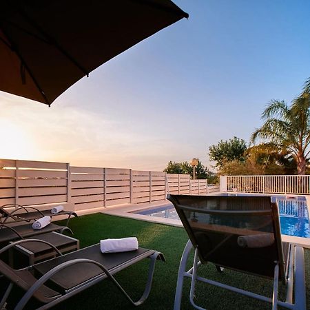 Villa Romeo 2Km From Ibiza Town And 1Km From Talamanca Beach Santa Eulària des Riu Exterior foto