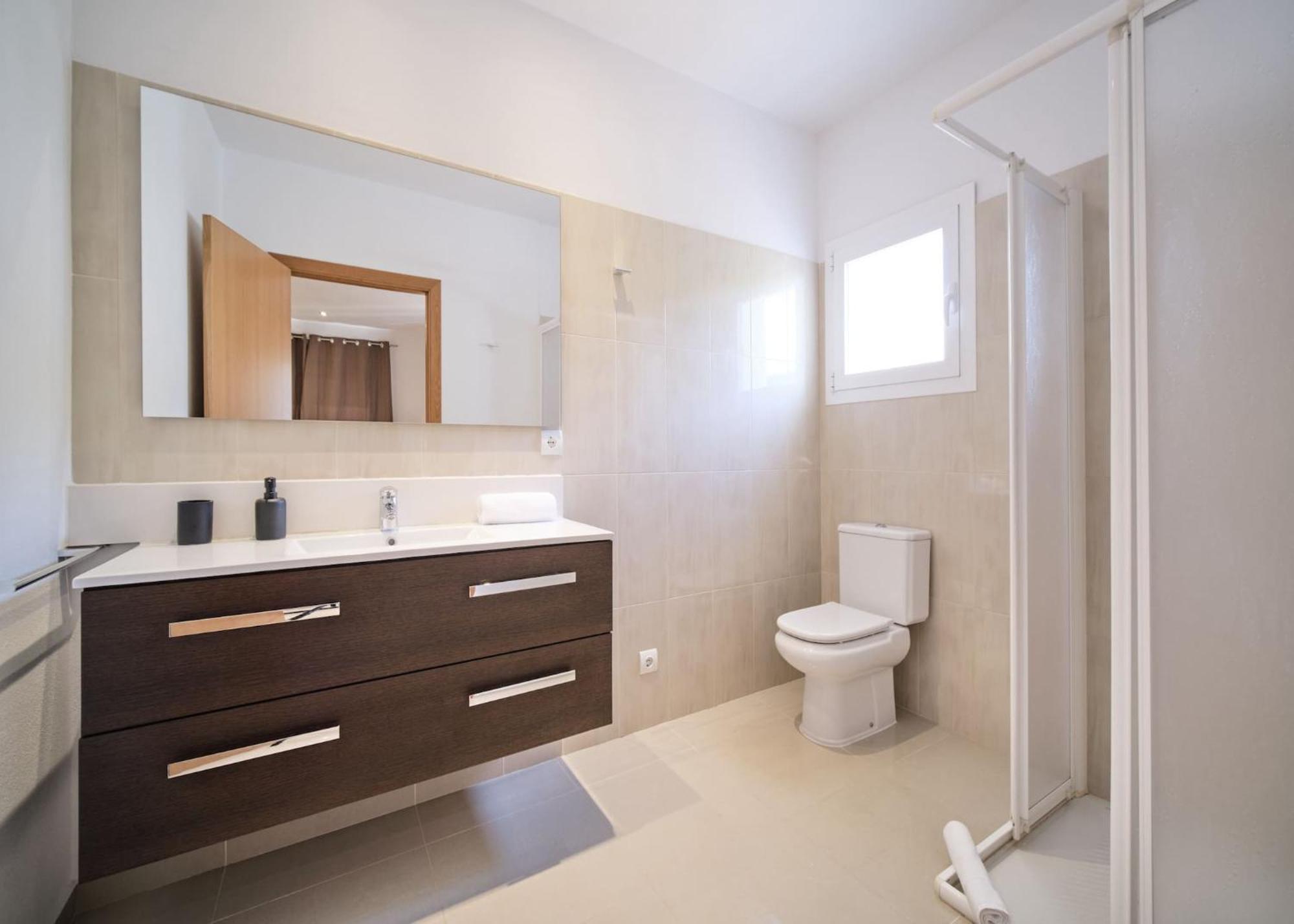 Villa Romeo 2Km From Ibiza Town And 1Km From Talamanca Beach Santa Eulària des Riu Exterior foto