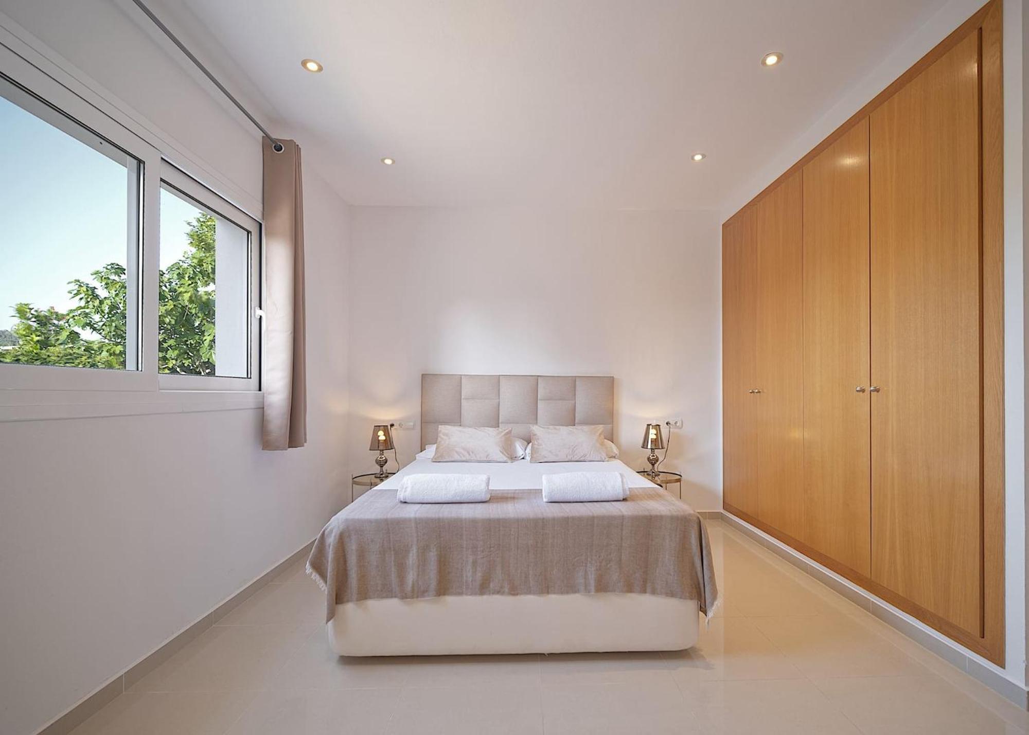 Villa Romeo 2Km From Ibiza Town And 1Km From Talamanca Beach Santa Eulària des Riu Exterior foto