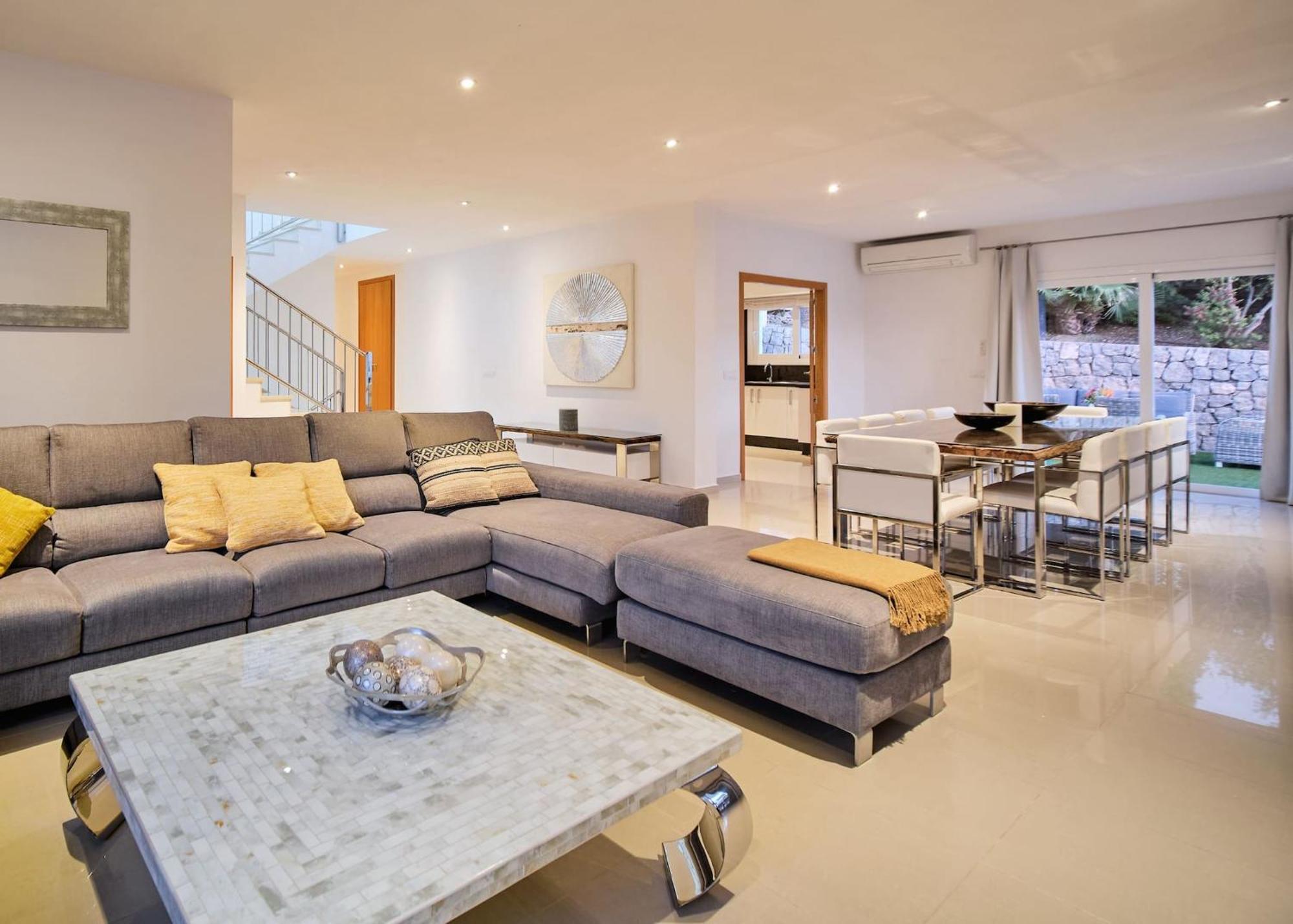 Villa Romeo 2Km From Ibiza Town And 1Km From Talamanca Beach Santa Eulària des Riu Exterior foto