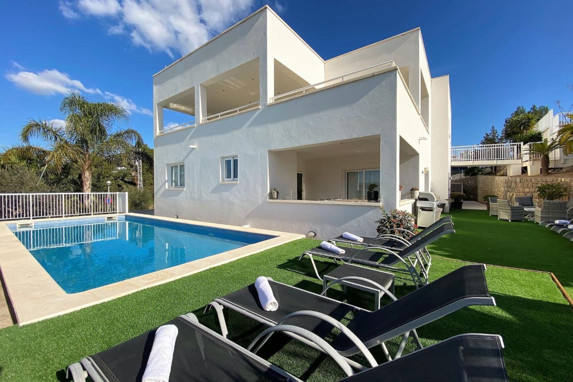 Villa Romeo 2Km From Ibiza Town And 1Km From Talamanca Beach Santa Eulària des Riu Exterior foto